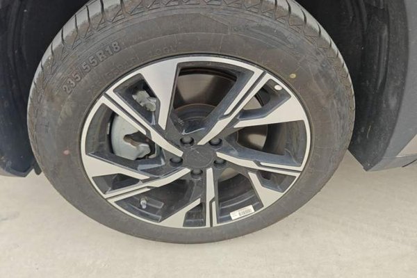 Geely Galaxy L7 2024, 7600 км, за 11968 USD - фото 10