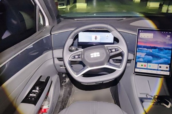 Geely Galaxy L7 2025, 6600 км, за 14881 USD - фото 7
