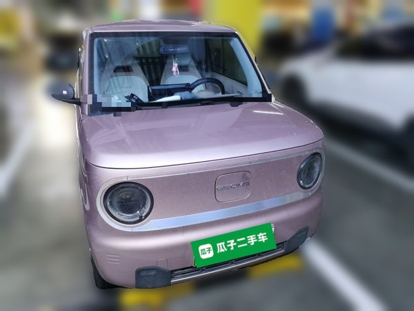 Geely Galaxy Panda 2023, 28500 км, за 5196 USD