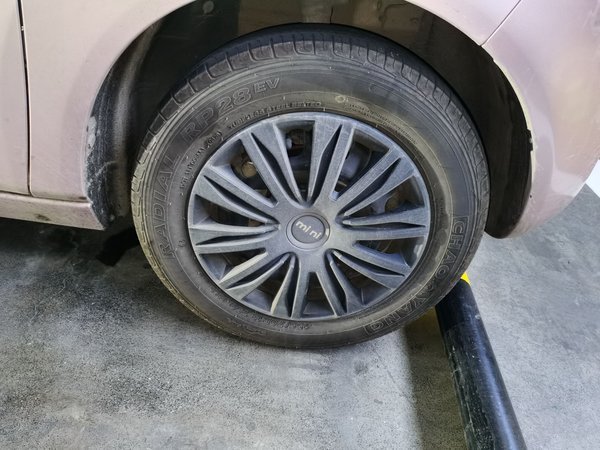 Geely Galaxy Panda 2023, 28500 км, за 5196 USD