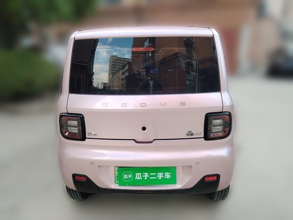 Geely Galaxy Panda 2023, 33700 км, за 4838 USD