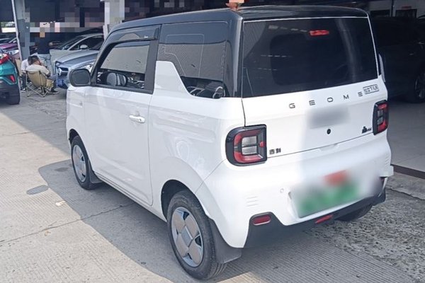 Geely Galaxy Panda 2023, 32200 км, за 5931 USD