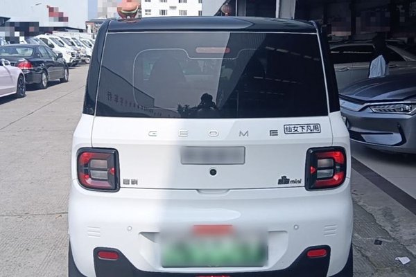 Geely Galaxy Panda 2023, 32200 км, за 5931 USD