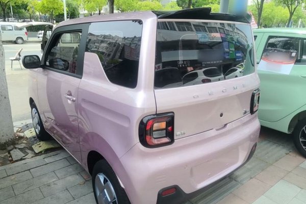 Geely Galaxy Panda 2024, 16200 км, за 5771 USD