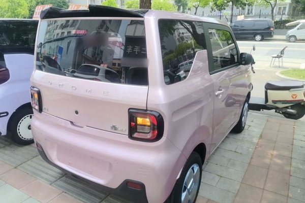 Geely Galaxy Panda 2024, 16200 км, за 5771 USD - фото 6