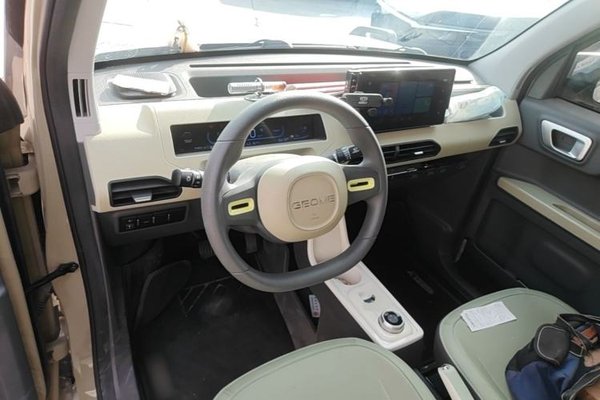Geely Galaxy Panda 2024, 16000 км, за 6100 USD - фото 12