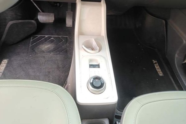 Geely Galaxy Panda 2024, 16000 км, за 6100 USD - фото 16