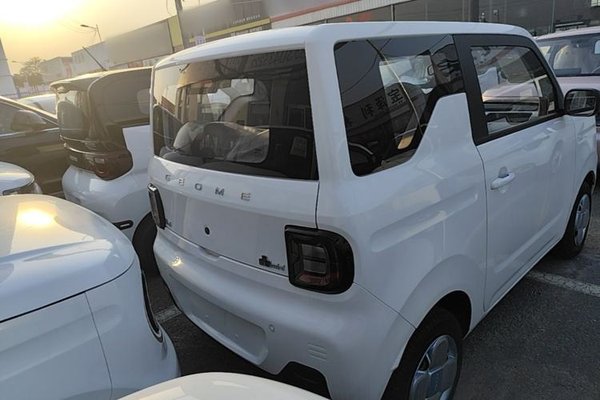 Geely Galaxy Panda 2024, 100 км, за 7114 USD