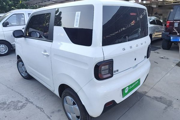 Geely Galaxy Panda 2024, 10600 км, за 5781 USD