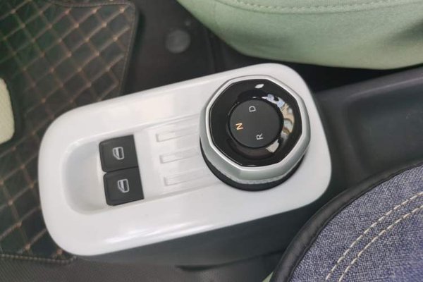 Geely Galaxy Panda 2025, 2500 км, за 7428 USD - фото 11