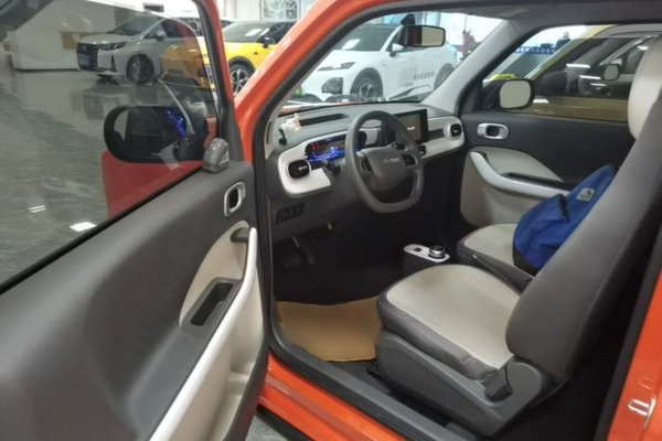 Geely Galaxy Panda 2025, 31400 км, за 6054 USD - фото 19