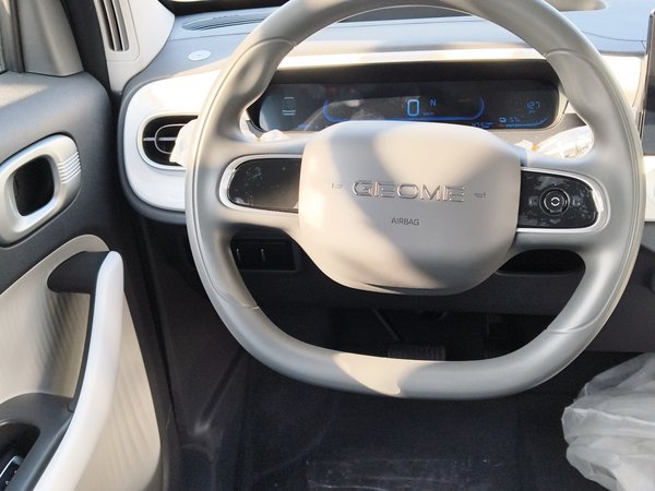 Geely Panda 2025, 100 км, за 7311 USD - фото 11