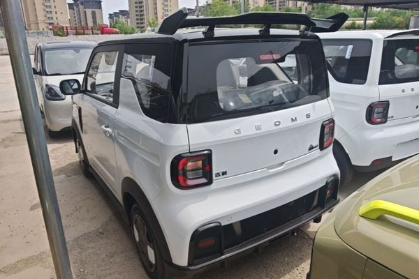 Geely Galaxy Panda 2025, 100 км, за 7873 USD
