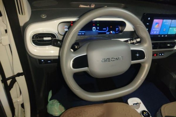Geely Galaxy Panda 2025, 1800 км, за 6878 USD - фото 7