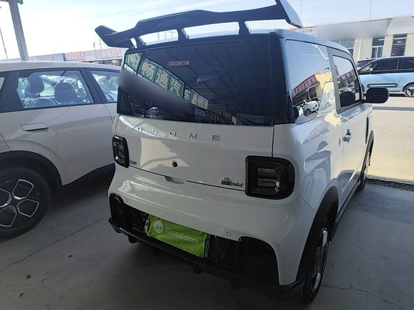 Geely Galaxy Panda 2025, 600 км, за 7503 USD