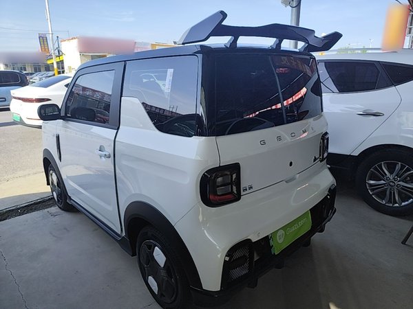 Geely Galaxy Panda 2025, 600 км, за 7503 USD
