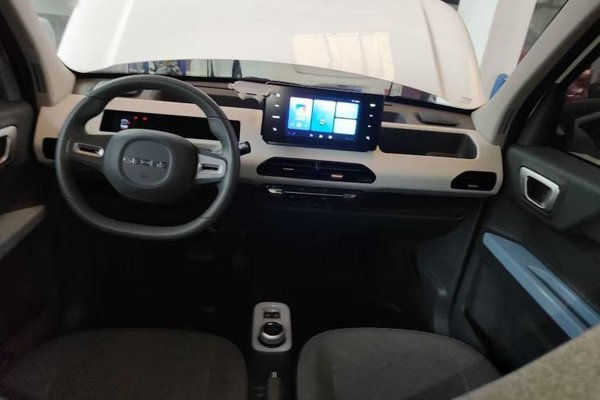 Geely Galaxy Panda 2025, 8900 км, за 7768 USD
