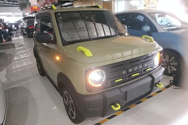 Geely Galaxy Panda 2025, 17100 км, за 6598 USD