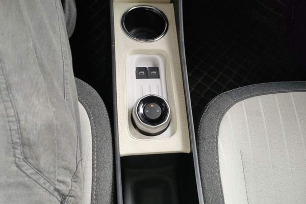 Geely Galaxy Panda 2025, 20400 км, за 6527 USD - фото 17