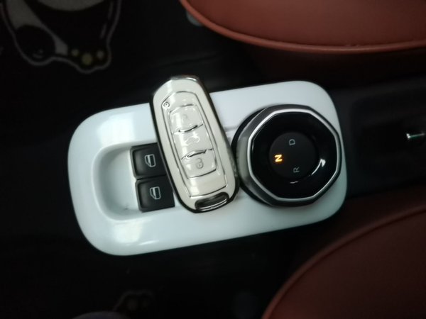 Geely Galaxy Panda 2025, 3900 км, за 7338 USD - фото 12
