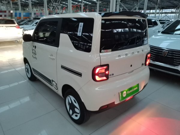 Geely Galaxy Panda 2025, 3900 км, за 7338 USD