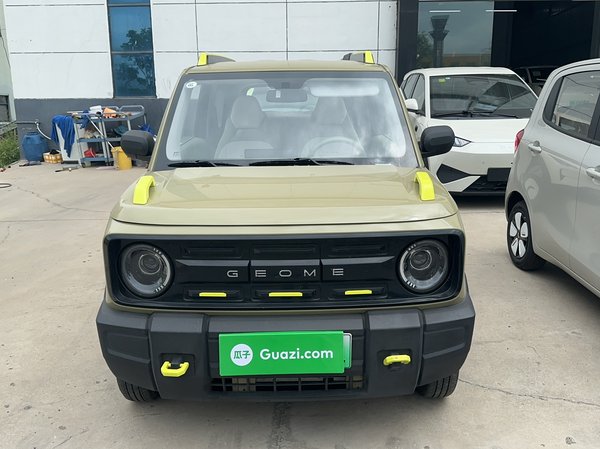 Geely Galaxy Panda 2025, 4800 км, за 6769 USD