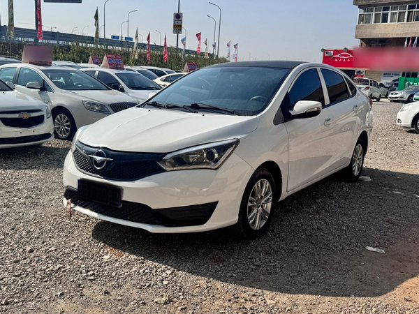 Оценка
C
Used Haima M3 2017 1.5L Manual Fashion Edition