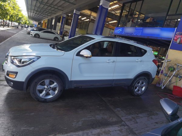 Haima S5 2016, 121800 км, за 4131 USD