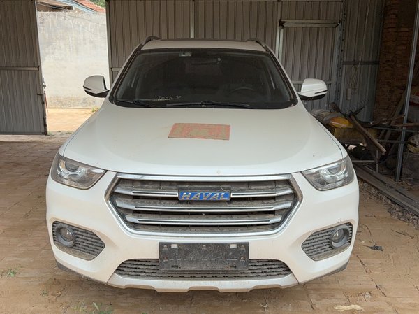 Haval H2 2017, 74100 км, за 4687 USD