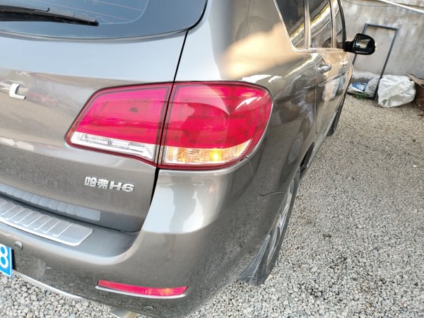 Haval H6 2013 Upgraded Model 2.4L Automatic Two-Wheel Drive Elite Version, 2013 года