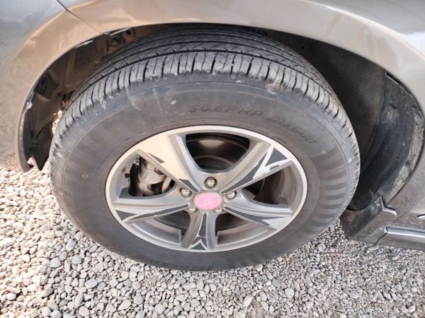 Haval H6 2013, 129500 км, за 4221 USD