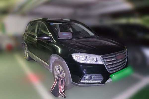 Haval H6 2014, 97400 км, за 2817 USD