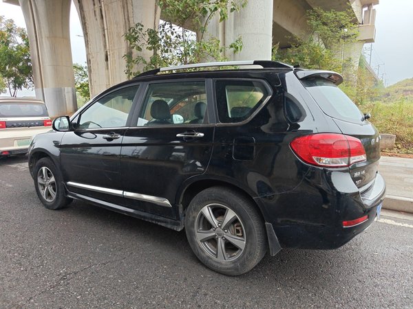 Haval H6 2015, 69500 км, за 3822 USD