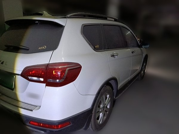 Haval H6 2015, 101300 км, за 4053 USD