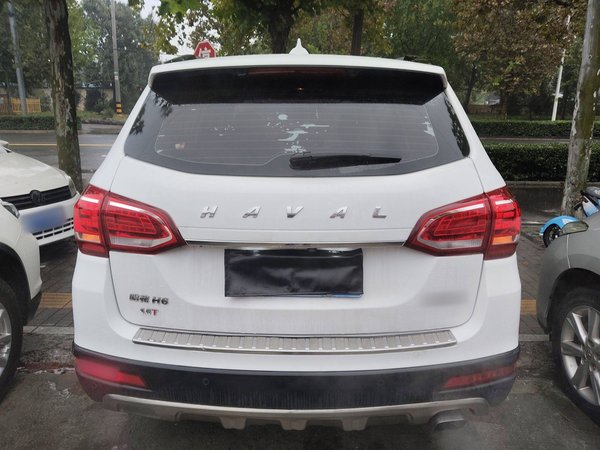 Haval H6 2015, 161700 км, за 4637 USD