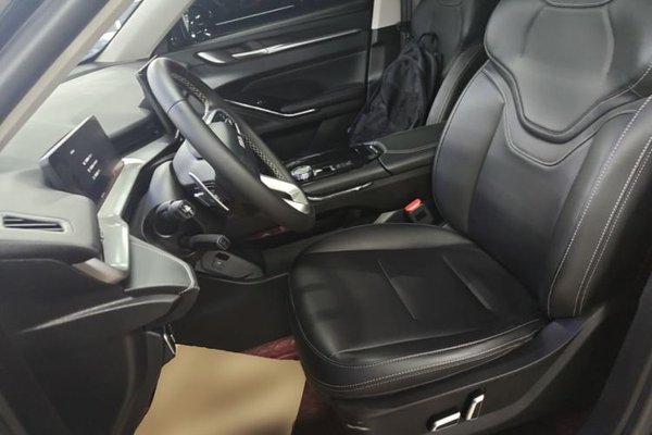 Haval H6 2022, 30099 км, за 11615 USD - фото 18