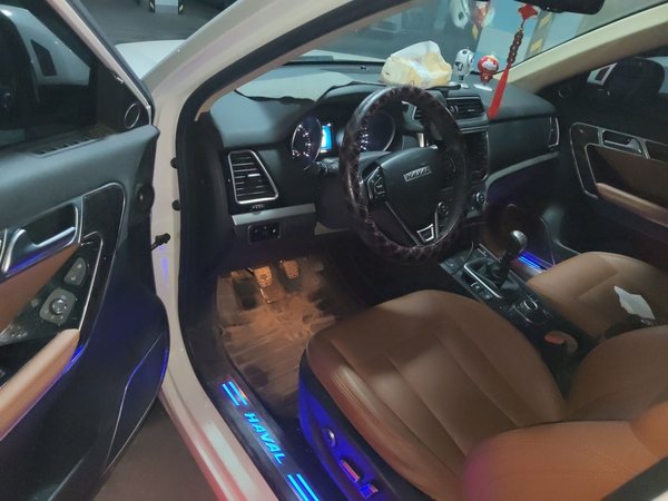 Haval H6 Coupe 2015, 52800 км, за 3787 USD - фото 17
