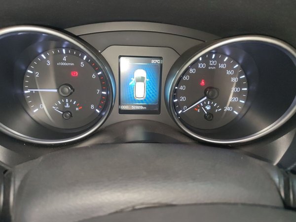 Haval H6 Coupe 2015, 52800 км, за 3787 USD - фото 13