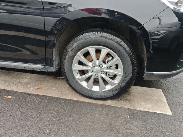 Haval M6 2021, 9800 км, за 10643 USD