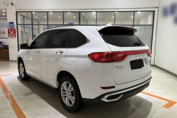 Haval M6 2021, 28200 км, за 10891 USD