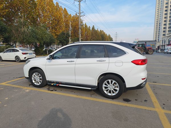 Haval M6 2021, 64600 км, за 7844 USD