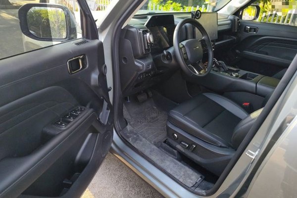 Haval Raptor New Energy 2023, 58300 км, за 19422 USD