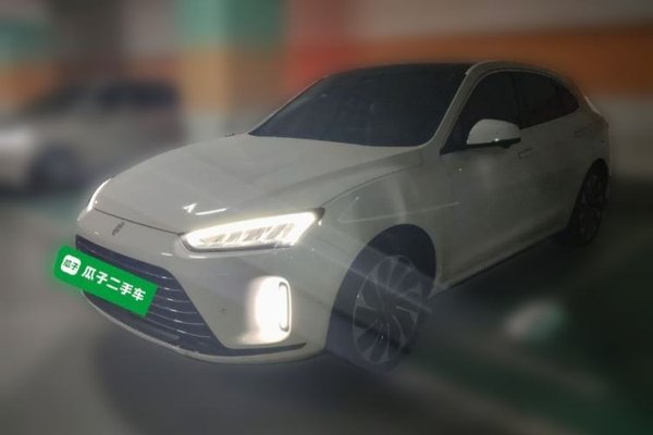 Hima AITO M5 · 2022 год
