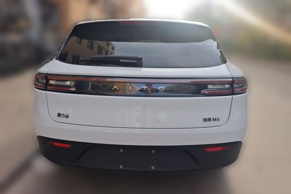 Hima AITO M5 2022, 49800 км, за 17788 USD