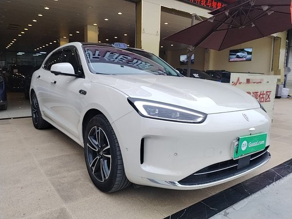 Hima AITO M5 2025, 11400 км, за 29279 USD