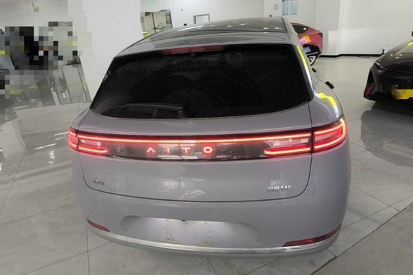 Hima AITO M5 2025, 12100 км, за 30500 USD