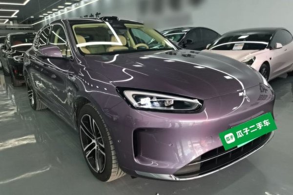 Hima AITO M5 2025, 5400 км, за 29941 USD
