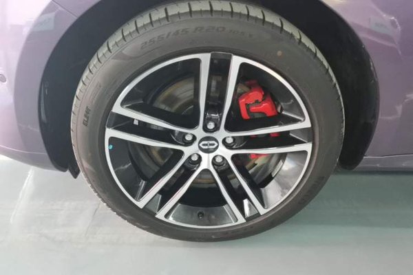 Hima AITO M5 2025, 5400 км, за 29941 USD - фото 10