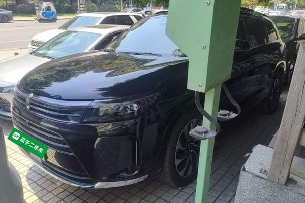 Hima AITO M7 · 2024 год