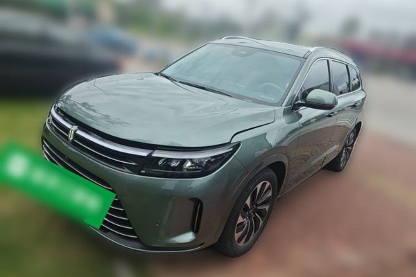 Hima AITO M7 · 2024 год